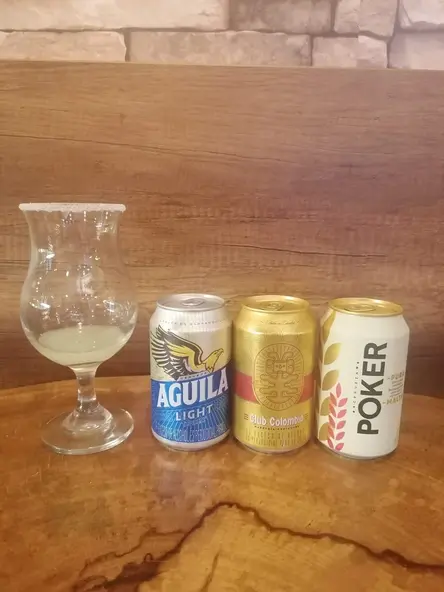 Águila Light michelada