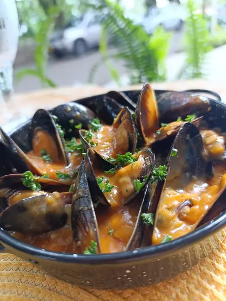 Mejillones a la gallega publicados por O’Lar DeMaría